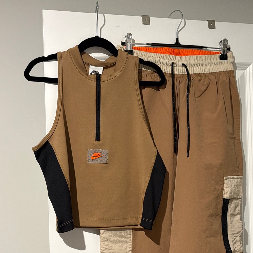 Nike track set